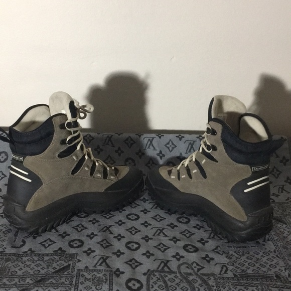 Salomon boots. Men’s 6.5, Women’s 8 - Picture 4 of 8